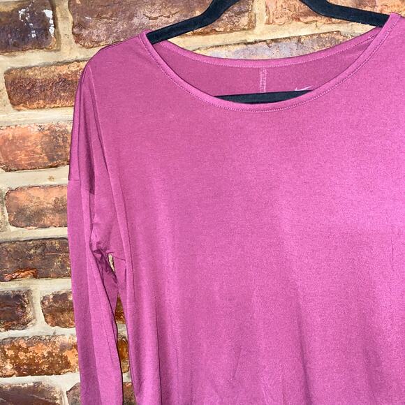 Nike Dri-Fit Purple Yoga Long Sleeve Side-Slit T-Shirt Women's Size Small - Picture 3 of 8